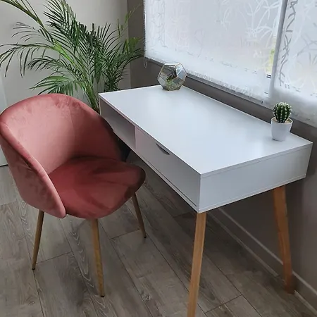 A 500m Du Meett Apartment *