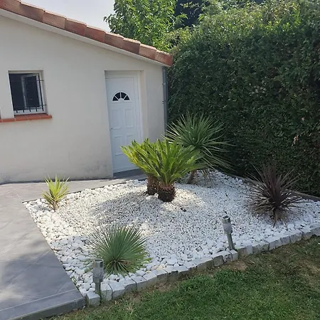 A 500m Du Meett Apartment Aussonne